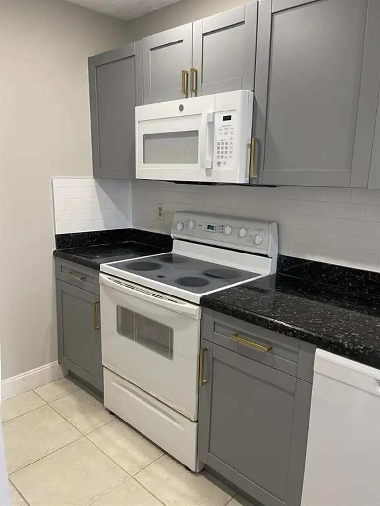 3662 N University Drive Coral Springs FL 33065