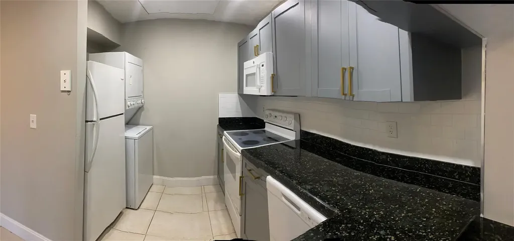 3662 N University Drive Coral Springs FL 33065