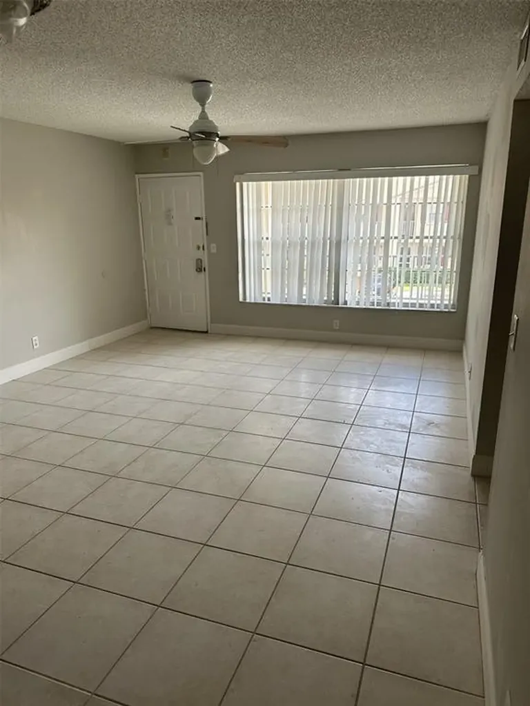 3662 N University Drive Coral Springs FL 33065