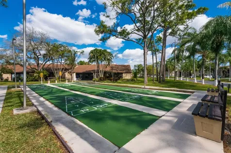 629 Sea Pine Way Greenacres FL 33415