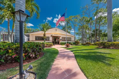 629 Sea Pine Way Greenacres FL 33415
