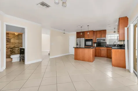 5486 NW 44th Way Coconut Creek FL 33073