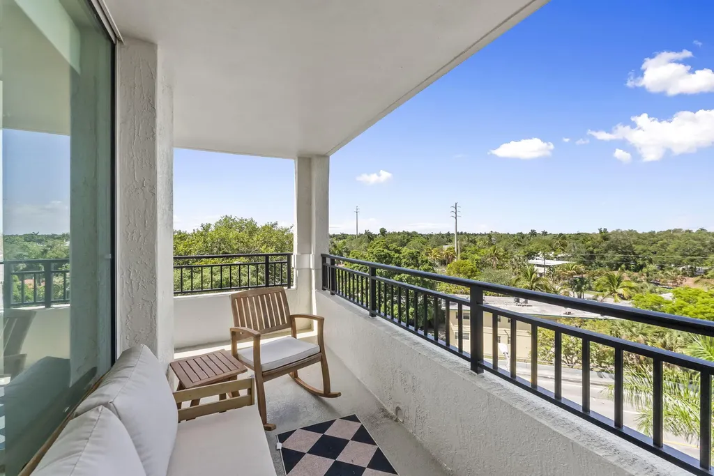 600 W Las Olas Boulevard Fort Lauderdale FL 33312