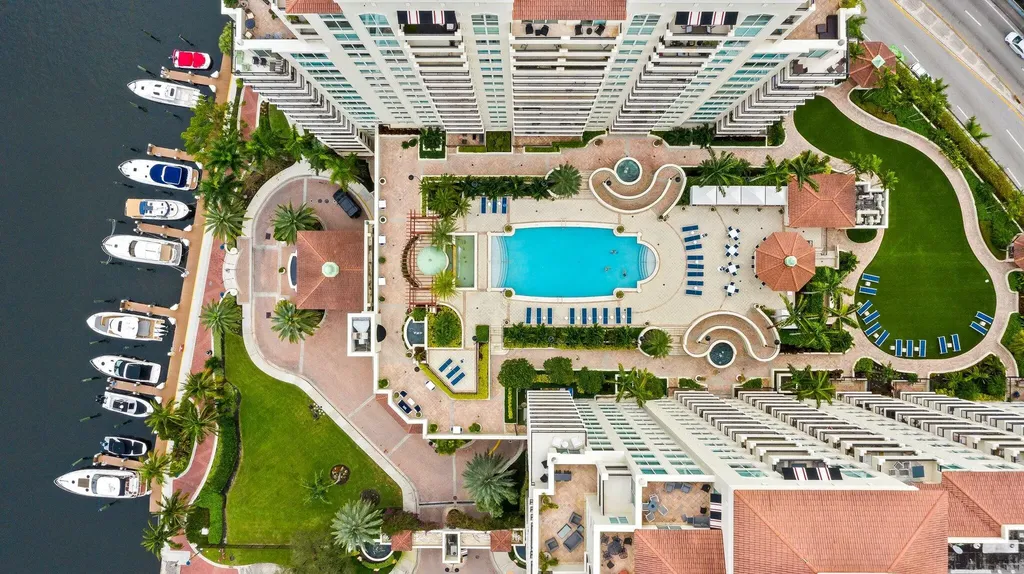 600 W Las Olas Boulevard Fort Lauderdale FL 33312