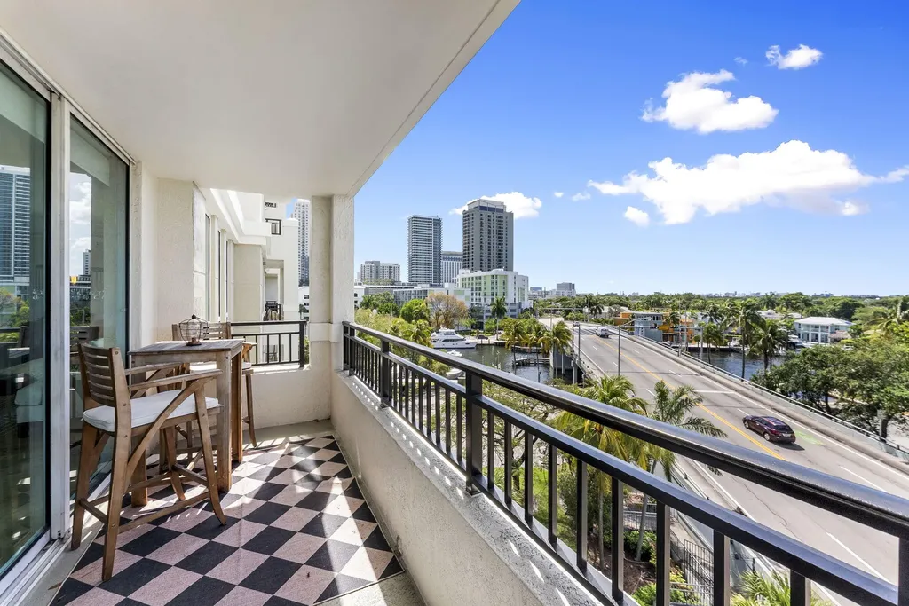 600 W Las Olas Boulevard Fort Lauderdale FL 33312