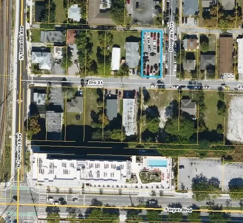 325 Douglass Avenue West Palm Beach FL 33401