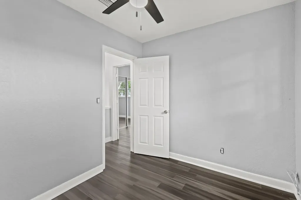180 SE Serenata Court Port St Lucie FL 34983