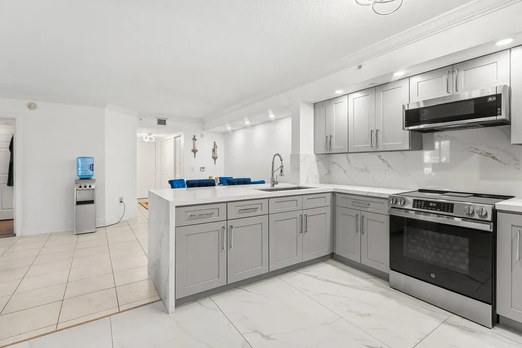 4180 W San Marino Boulevard West Palm Beach FL 33409