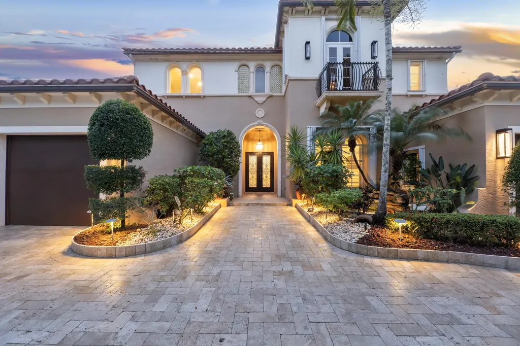 7169 NW 127th Way Parkland FL 33076