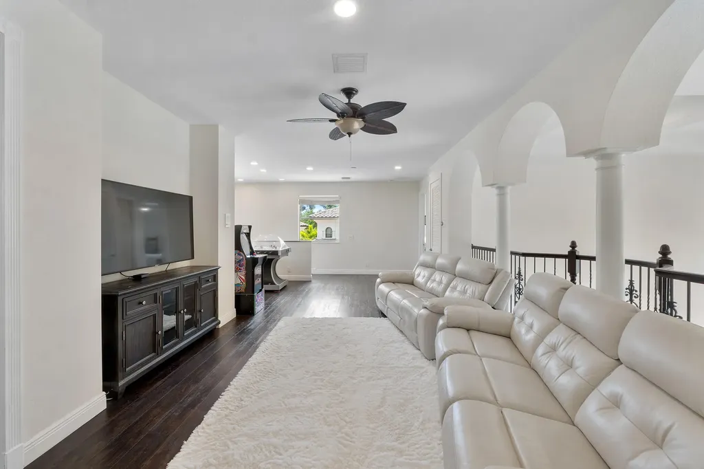 7169 NW 127th Way Parkland FL 33076