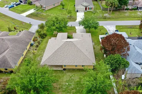 1961 SW Delmonico Avenue Port St Lucie FL 34953