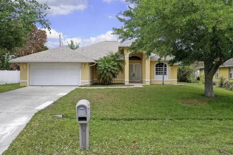 1961 SW Delmonico Avenue Port St Lucie FL 34953