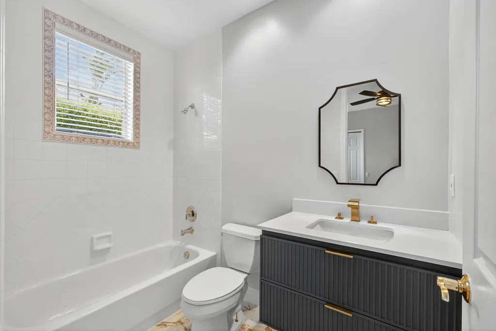 6778 Oakmont Way West Palm Beach FL 33412