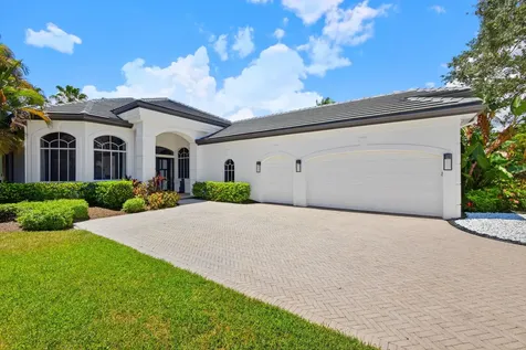 6778 Oakmont Way West Palm Beach FL 33412