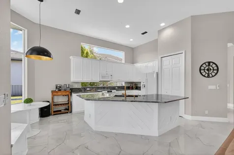6778 Oakmont Way West Palm Beach FL 33412