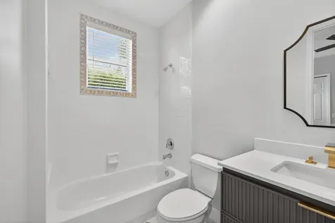 6778 Oakmont Way West Palm Beach FL 33412