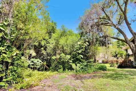 5590 Coach House Circle Boca Raton FL 33486
