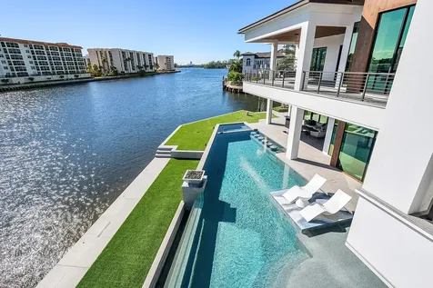 2934 NE 8th Avenue Boca Raton FL 33431