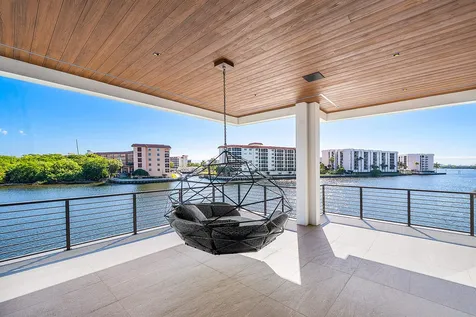 2934 NE 8th Avenue Boca Raton FL 33431