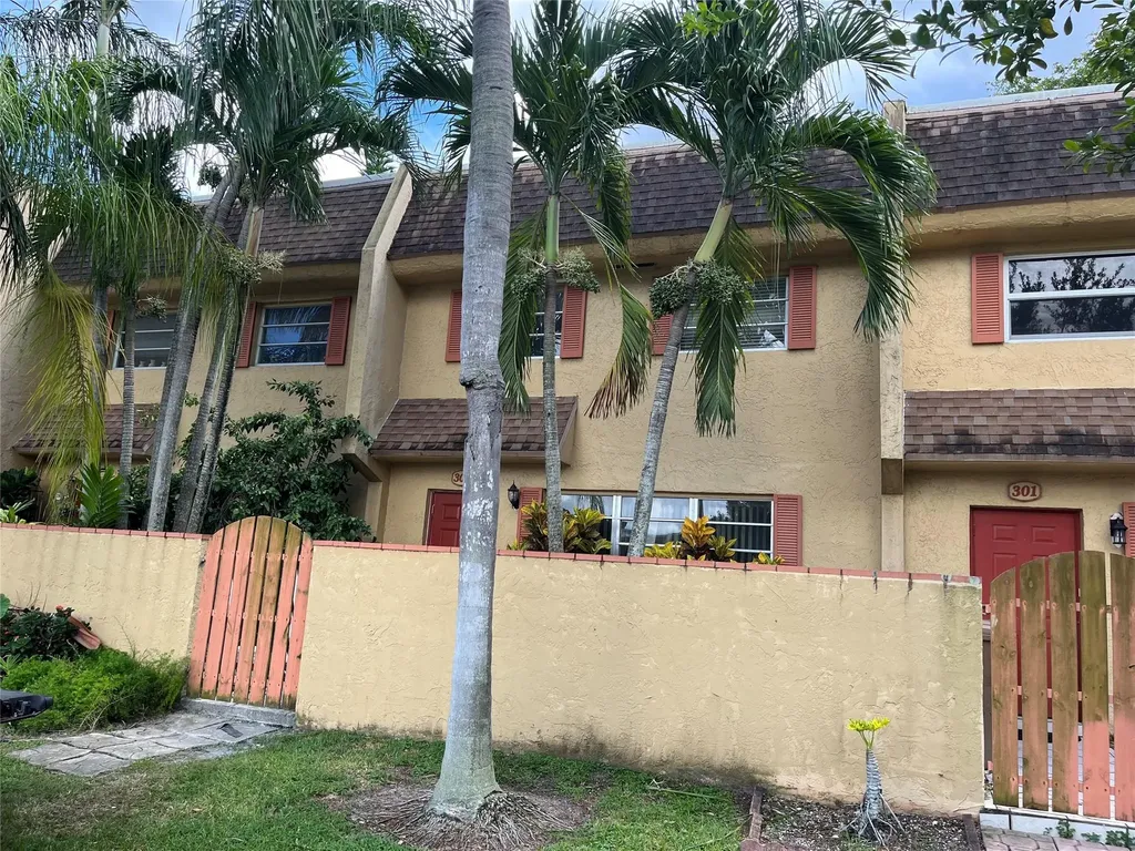 7175 Nova Drive Davie FL 33317