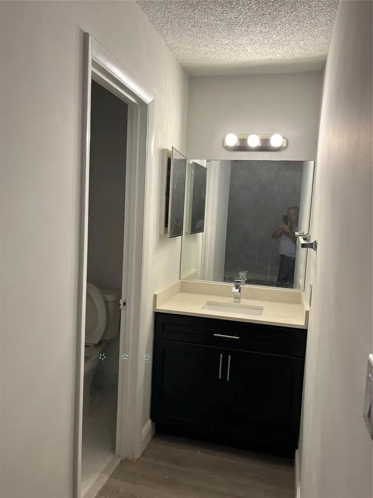 7175 Nova Drive Davie FL 33317
