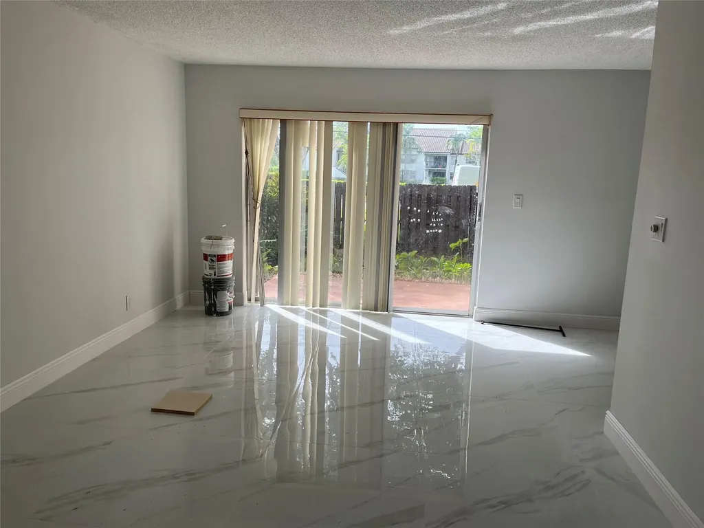 7175 Nova Drive Davie FL 33317