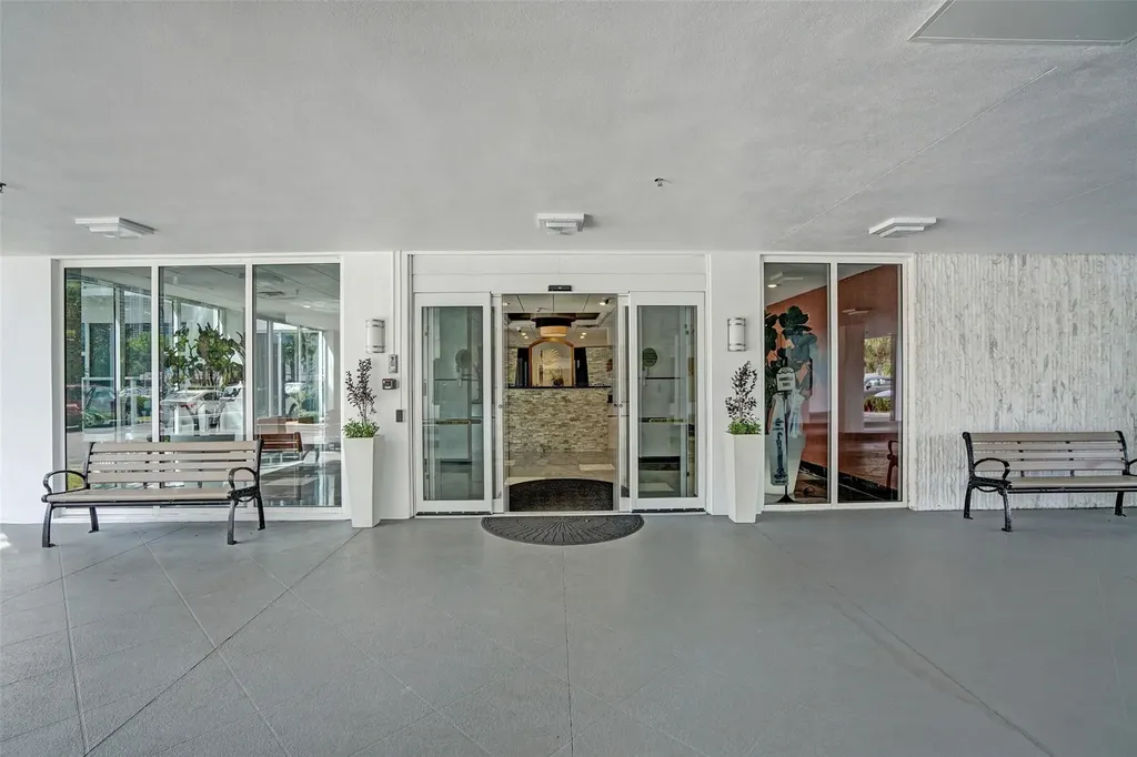 3333 NE 34th Street Fort Lauderdale FL 33308
