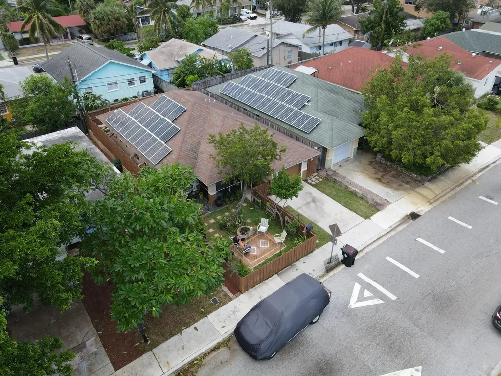 703 S A Street S Lake Worth Beach FL 33460