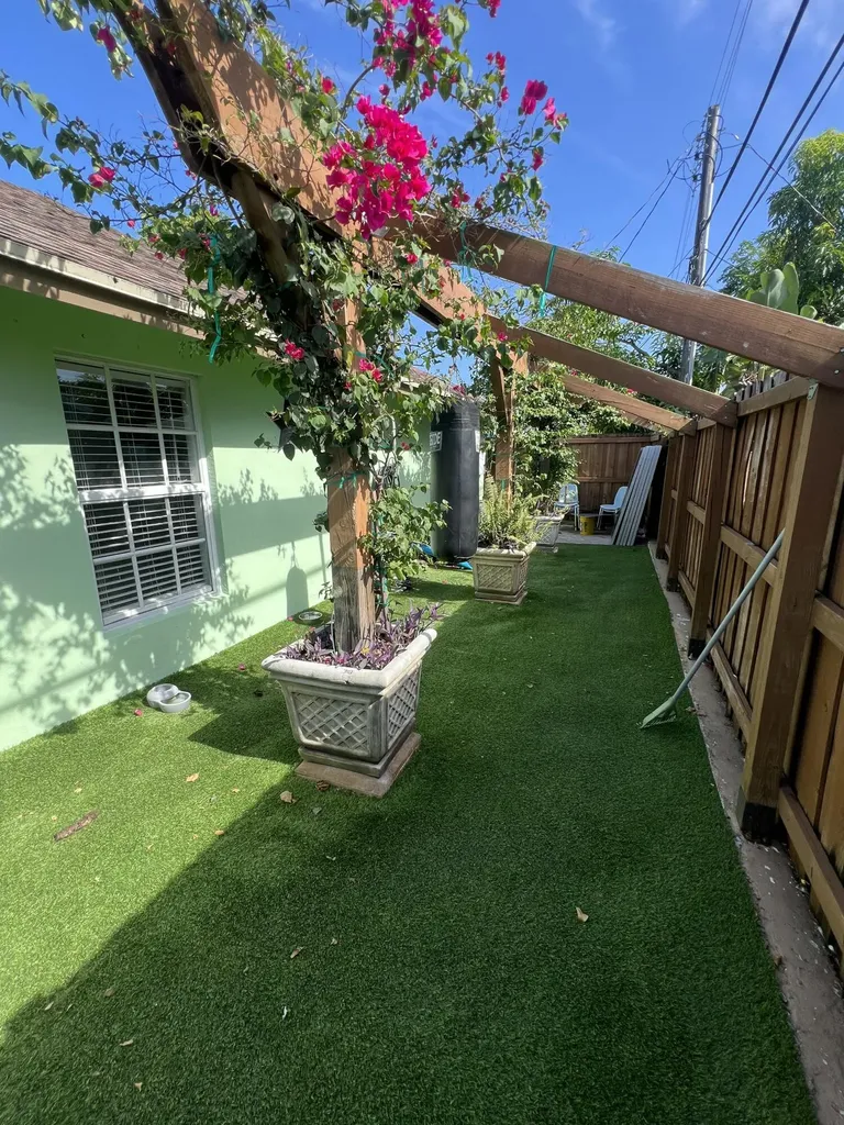 703 S A Street S Lake Worth Beach FL 33460