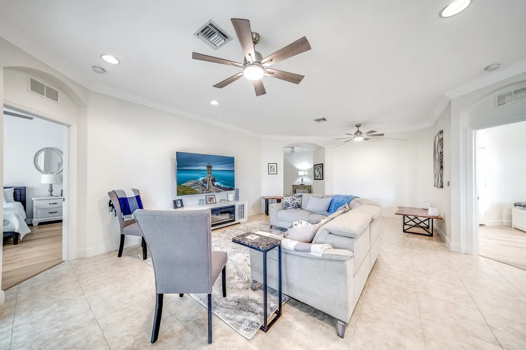 2106 Wingate Bend Wellington FL 33414