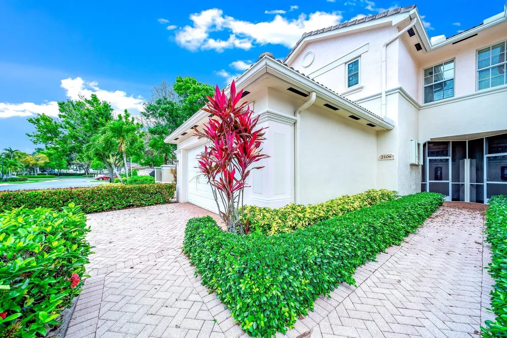 2106 Wingate Bend Wellington FL 33414
