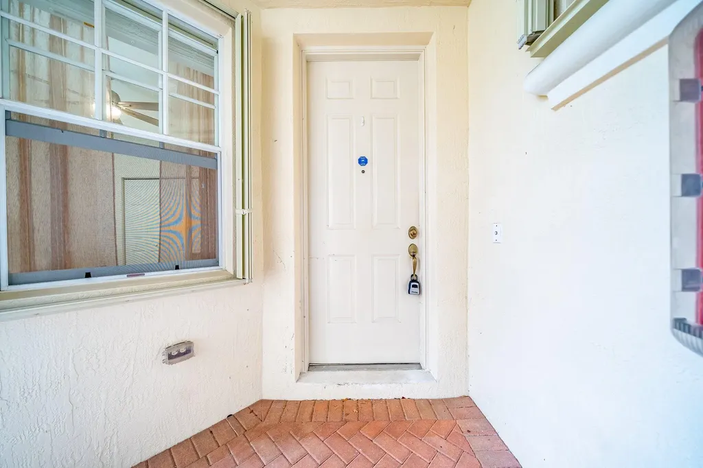 2106 Wingate Bend Wellington FL 33414