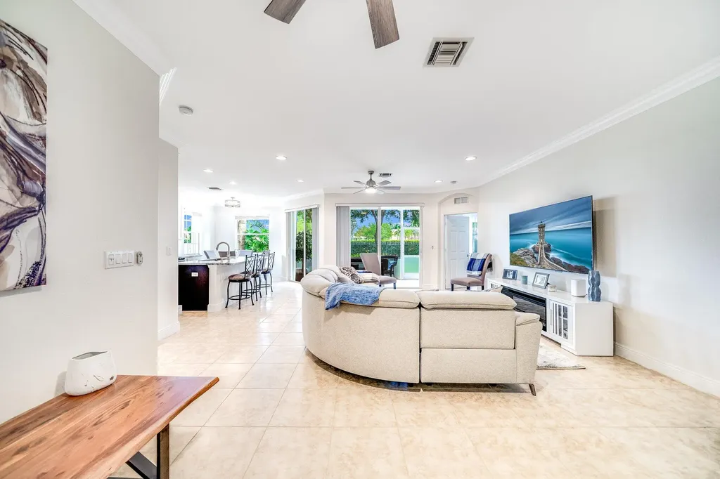 2106 Wingate Bend Wellington FL 33414