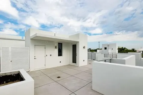 700 NE 14th Avenue Fort Lauderdale FL 33304