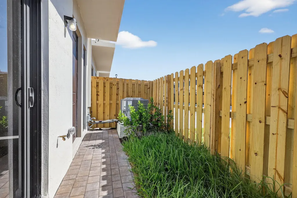 13865 SW 261st Street Homestead FL 33032