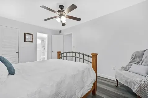 8280 SW 24th Street North Lauderdale FL 33068