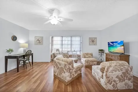 8280 SW 24th Street North Lauderdale FL 33068