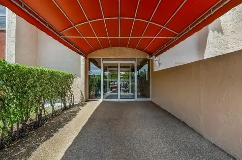 8280 SW 24th Street North Lauderdale FL 33068