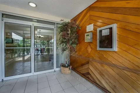 8280 SW 24th Street North Lauderdale FL 33068