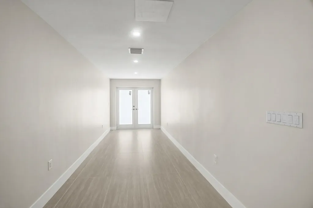 5496 NE 22nd Avenue Fort Lauderdale FL 33308
