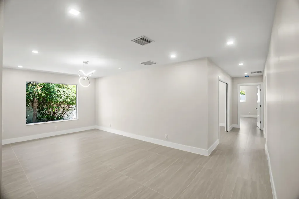 5496 NE 22nd Avenue Fort Lauderdale FL 33308