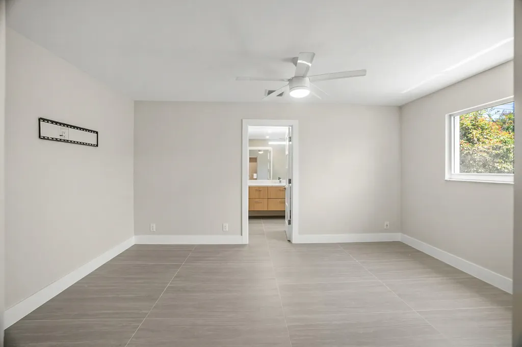 5496 NE 22nd Avenue Fort Lauderdale FL 33308