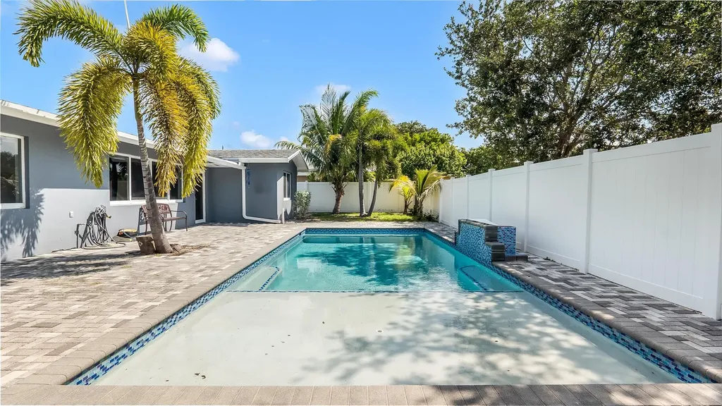 5496 NE 22nd Avenue Fort Lauderdale FL 33308
