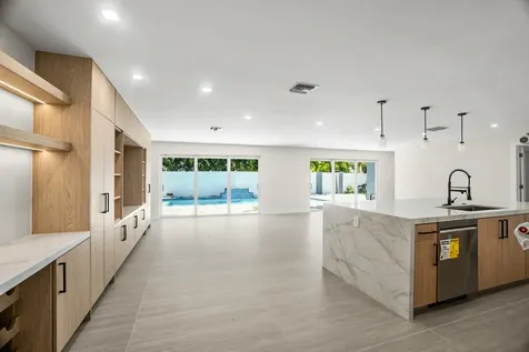 5496 NE 22nd Avenue Fort Lauderdale FL 33308