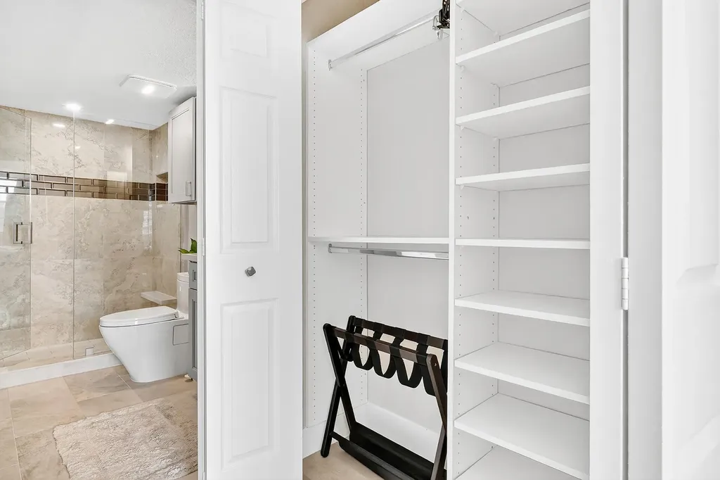 1801 N Flagler #704 Drive West Palm Beach FL 33407