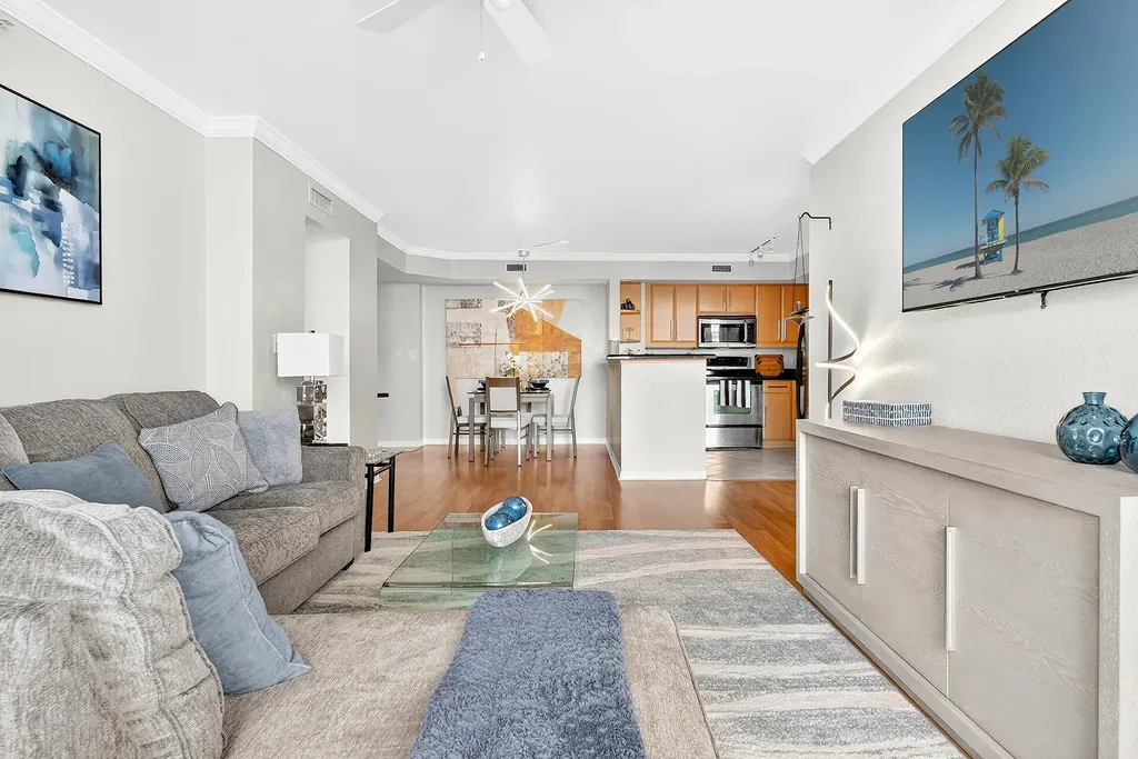 1801 N Flagler #704 Drive West Palm Beach FL 33407