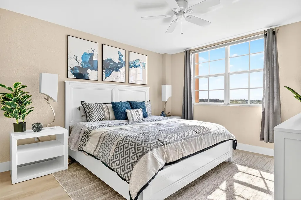 1801 N Flagler #704 Drive West Palm Beach FL 33407