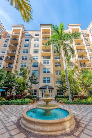 1801 N Flagler #704 Drive West Palm Beach FL 33407