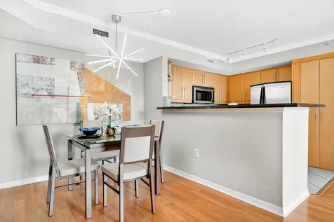 1801 N Flagler #704 Drive West Palm Beach FL 33407