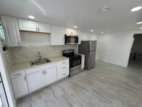 8717 SW 16th Place Davie FL 33324